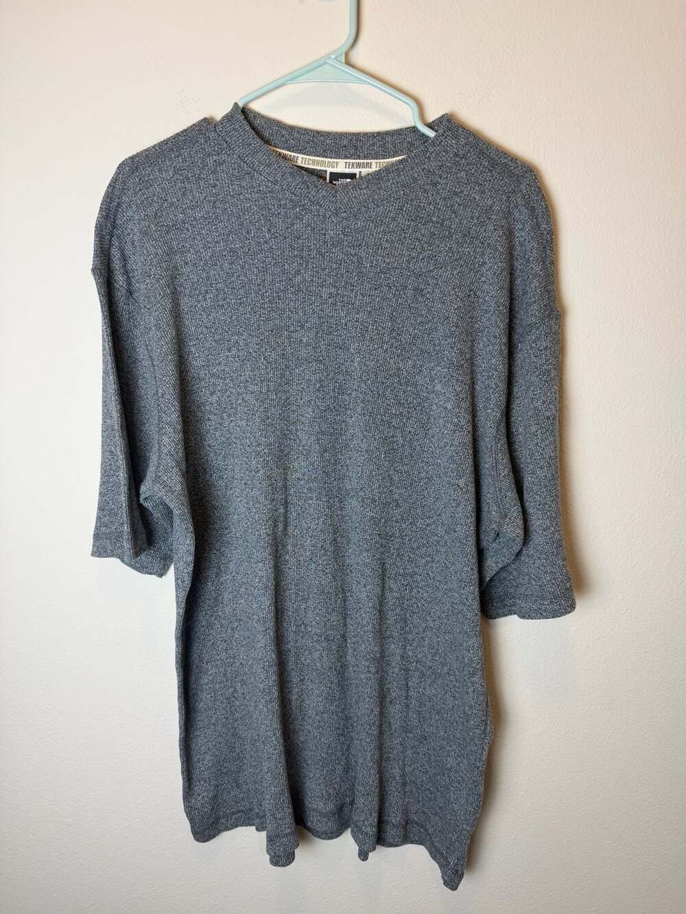 The North Face Tekware T-Shirt Size XL Gray Short Sleeve Tee